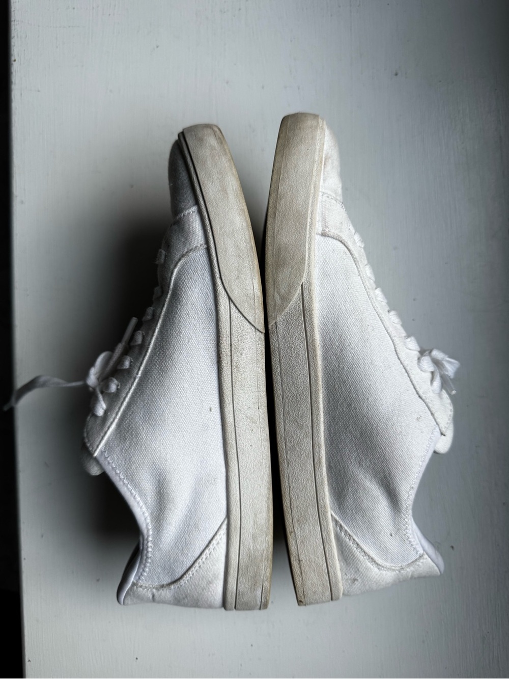 Kizik Women's White Lace-Up Casual Sneakers - Picture 7 of 8